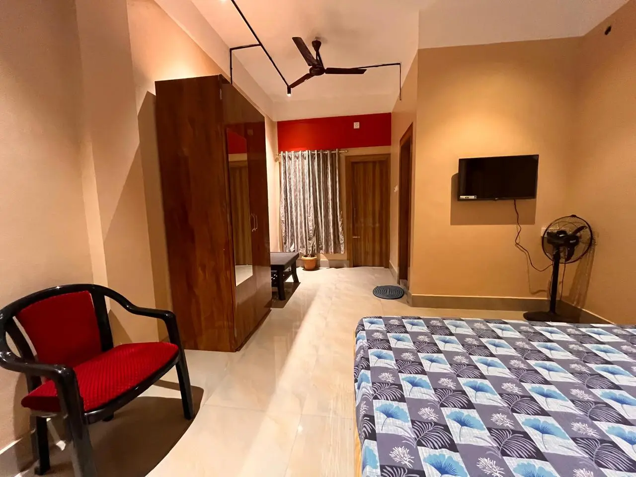 Deluxe Room F3 Palaash Bon